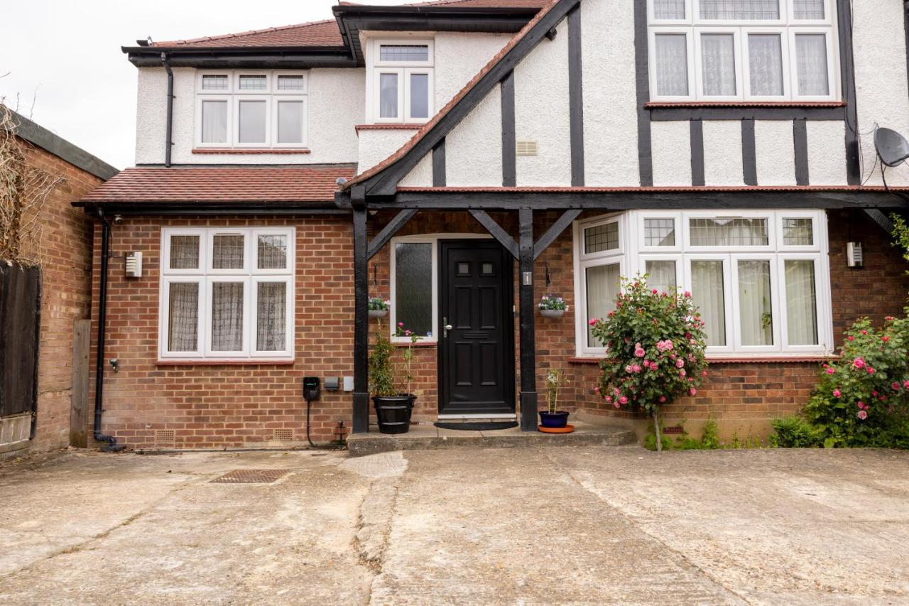 London Vegetarian Smoke & Pet Free En-Suite With Ev Parking Edgware Exterior photo